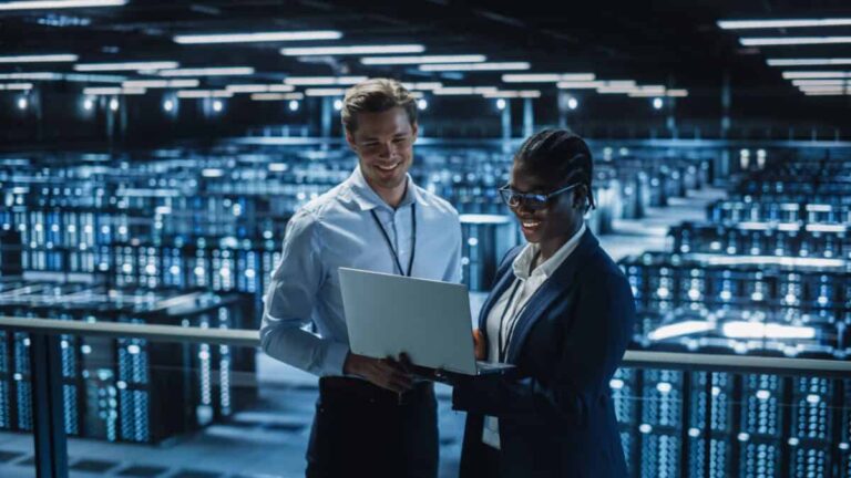 2 Canadian Stocks Built for the Data Centre Boom