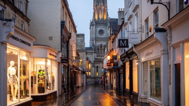 24-year-old travel company files for bankruptcy, cancels trips