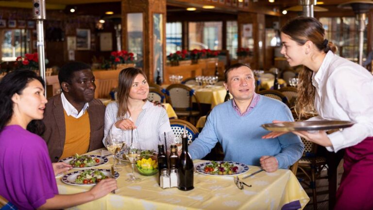 32-year-old high-end restaurant chain closes all locations