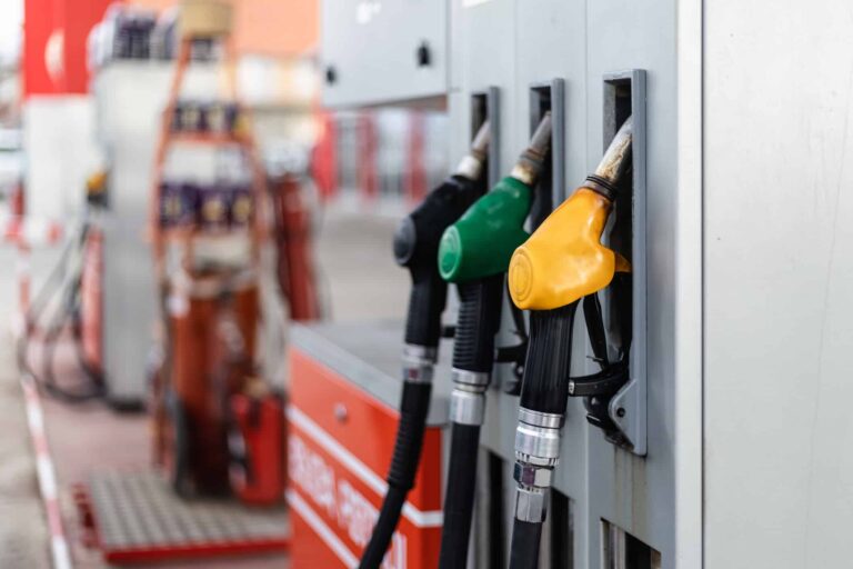 A Top Dividend Growth Stock to Buy If Rates Stay Higher for Longer