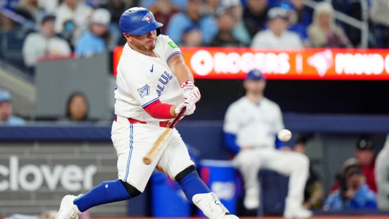 Alejandro Kirk’s ‘best-case scenario’ is Friday return, Blue Jays’ Schneider says
