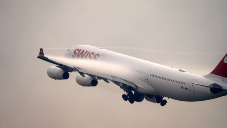 Another plane company enters bankruptcy, to liquidate