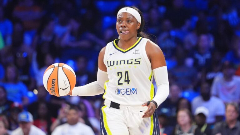 Arike Ogunbowale scores 22 points, Wings cruise past Aces