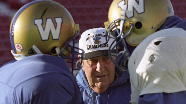Blue Bombers adding legendary coach Cal Murphy to club’s Ring of Honour
