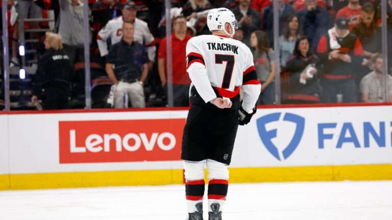 Brady Tkachuk to wear new number with Panthers