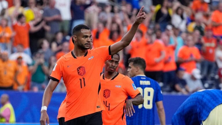 Brobbey, Gakpo net braces as Netherlands routs Sweden