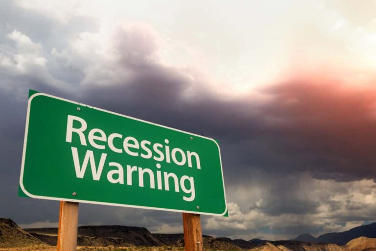 Canadian Defensive Stocks to Buy Now for Stability