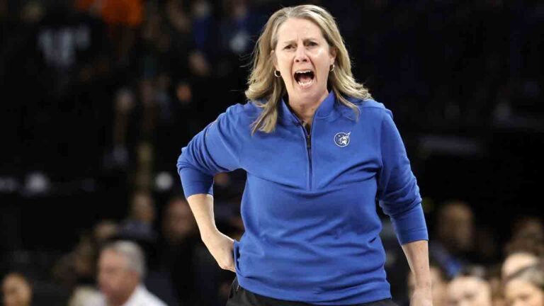 Cheryl Reeve ties WNBA coaching wins record as Lynx beat Wings