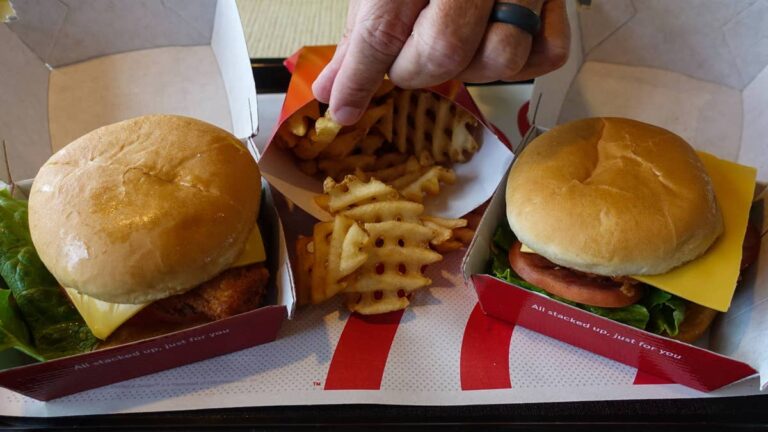 Chick-fil-A opens restaurant customers can't eat in