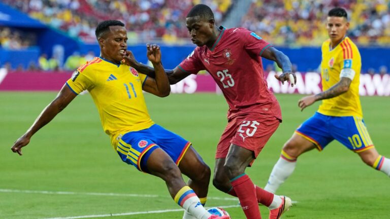 Colombia wins Group K after scoreless draw with Portugal