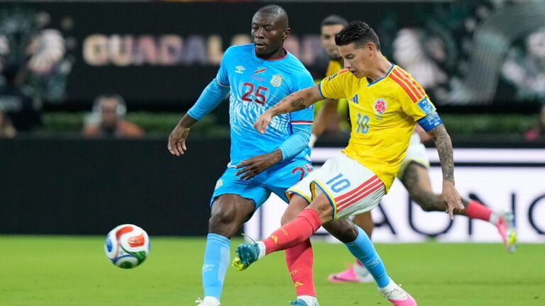 Daniel Munoz scores, Colombia edges Congo DR to reach knockout stage