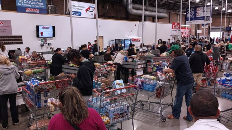 Dave Ramsey warns shoppers to avoid Costco trap