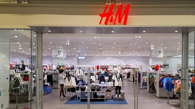 Global fashion retailer closed over 600 stores, killed a brand