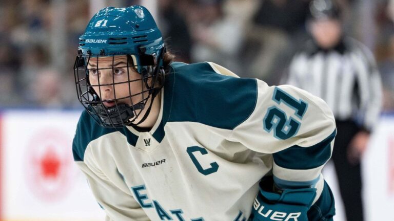 Hilary Knight reportedly joins PWHL Detroit via sign-and-trade with Las Vegas