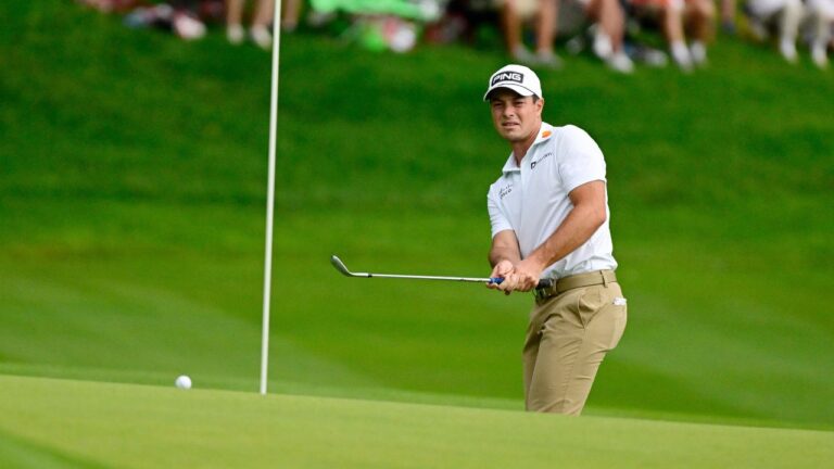 Hovland flips script on Scheffler, grabs lead at Travelers Championship
