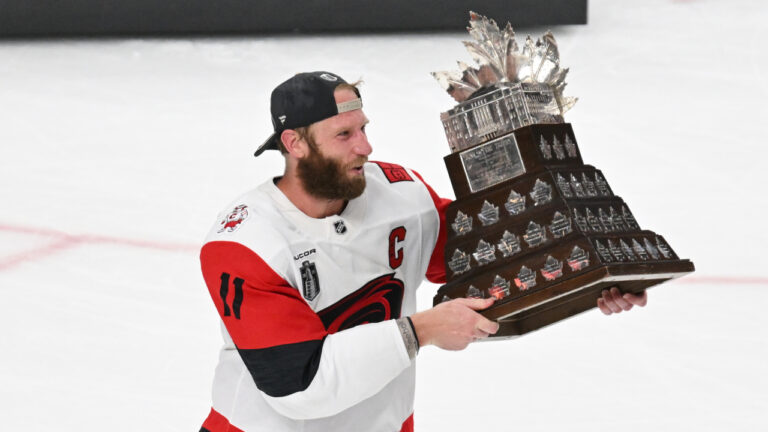 Hurricanes captain Jordan Staal wins Conn Smythe Trophy as playoff MVP