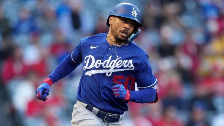 MLB roundup: Betts hits 300th homer as Dodgers sweep Twins