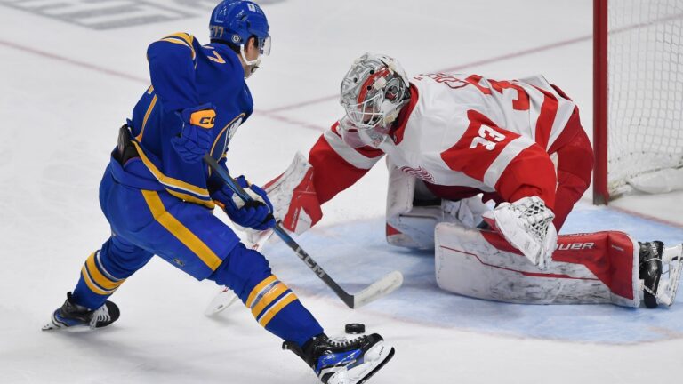 Mammoth sign goaltender Sebastian Cossa to two-year deal