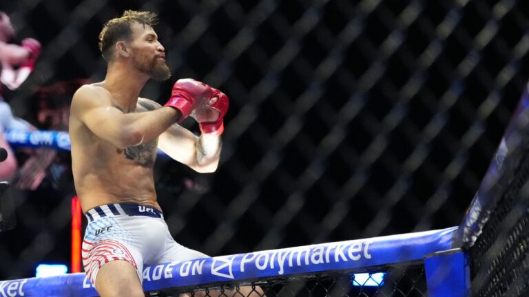 Mauricio Ruffy stops Michael Chandler, proposes to girlfriend after KO win
