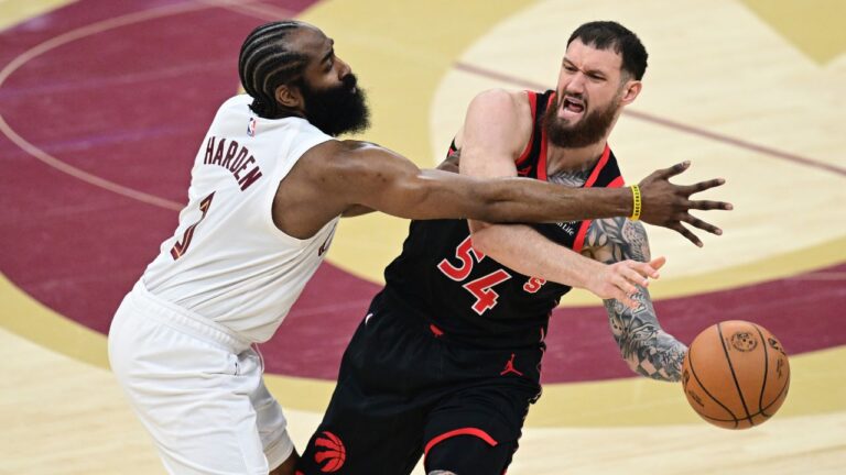 NBA free agency tracker: Stay up to date with every signing, trade