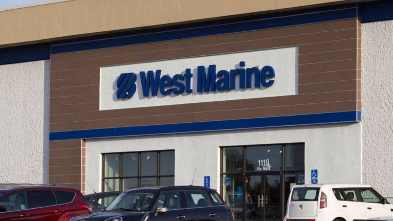 Outdoor retail giant closes 59 stores in Chapter 11 bankruptcy