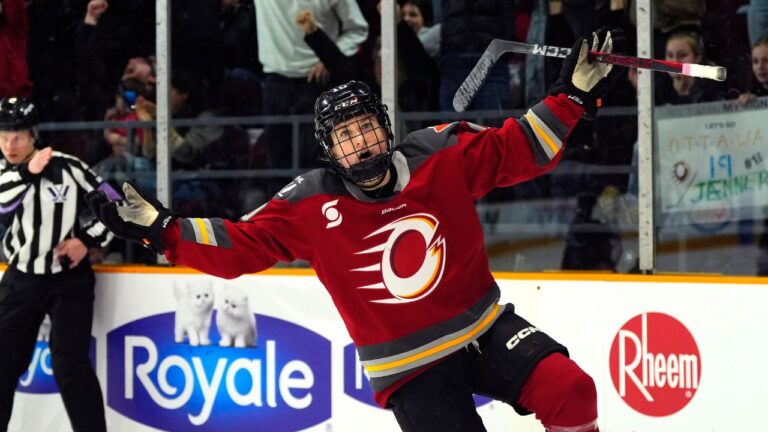 PWHL Hamilton signs forwards Vasko, Vespa to two-year deals