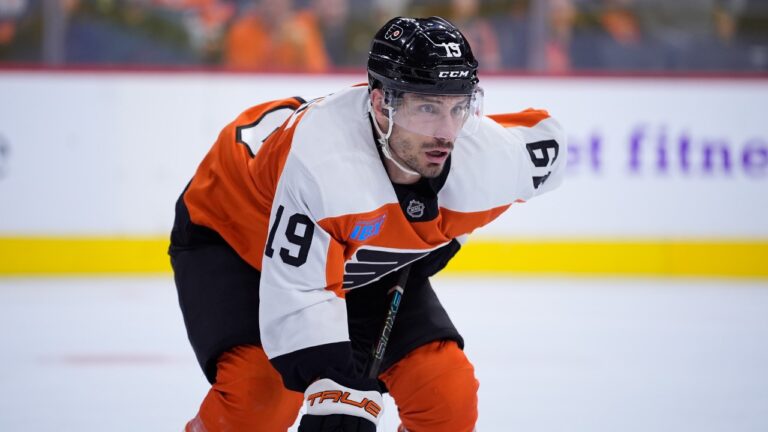 Panthers acquire Garnet Hathaway from Flyers