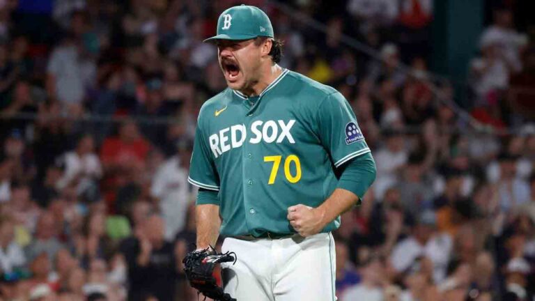 Payton Tolle holds Yankees to 1 hit over 7 innings in Red Sox win