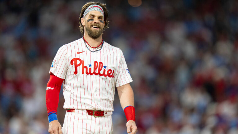 Phillies’ Shwarber homers twice in inning, Harper hits for cycle vs. Mets