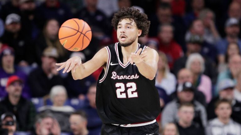 Raptors select forward Allen Graves 19th overall in NBA Draft