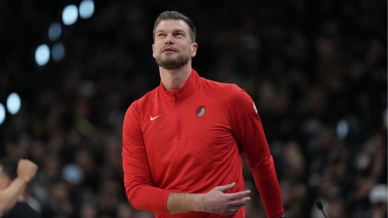 Report: Bulls set to hire Tiago Splitter as new head coach