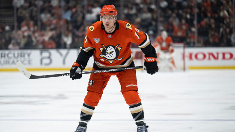 Report: Defenceman John Carlson won’t re-sign with Ducks