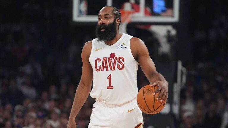 Report: Harden declines player option, working on multi-year deal with Cavaliers
