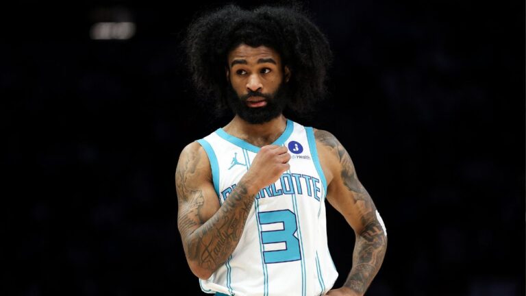 Report: Hornets re-sign guard Coby White to three-year deal