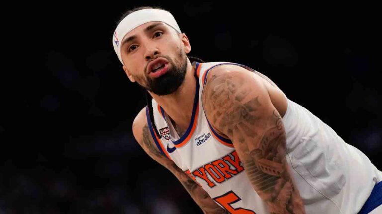 Report: Knicks’ Jose Alvarado to decline player option, re-sign on three-year deal