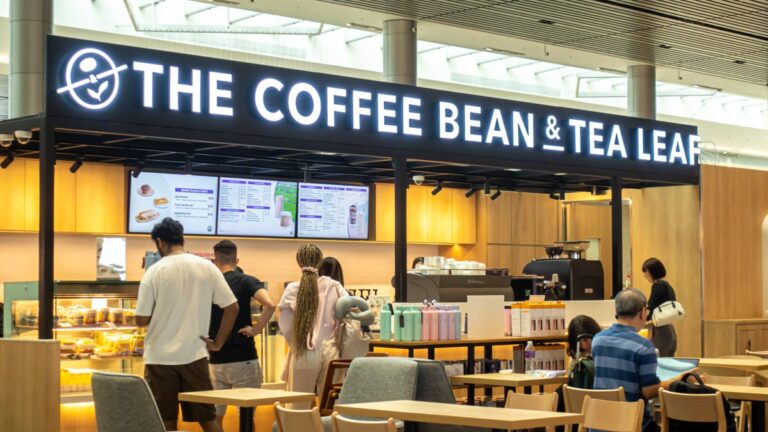 Starbucks rival targets comeback after dozens of store closures