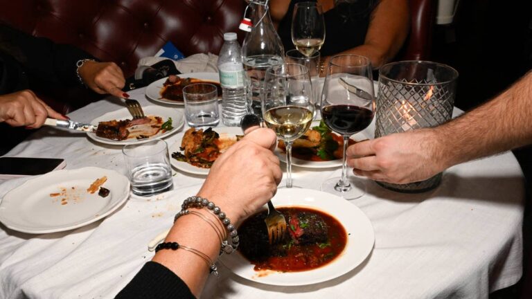 Steakhouse chain closes another location after 13 years