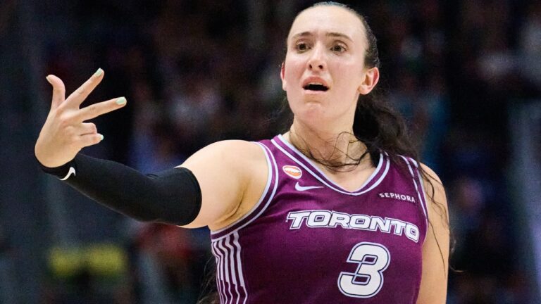 Tempo’s Mabrey makes five three-pointers in first quarter of All-Star Game