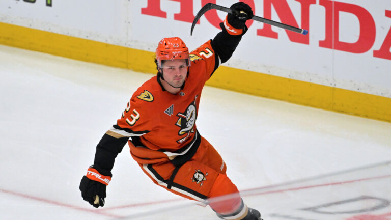 Three change-of-scenery NHL trade candidates