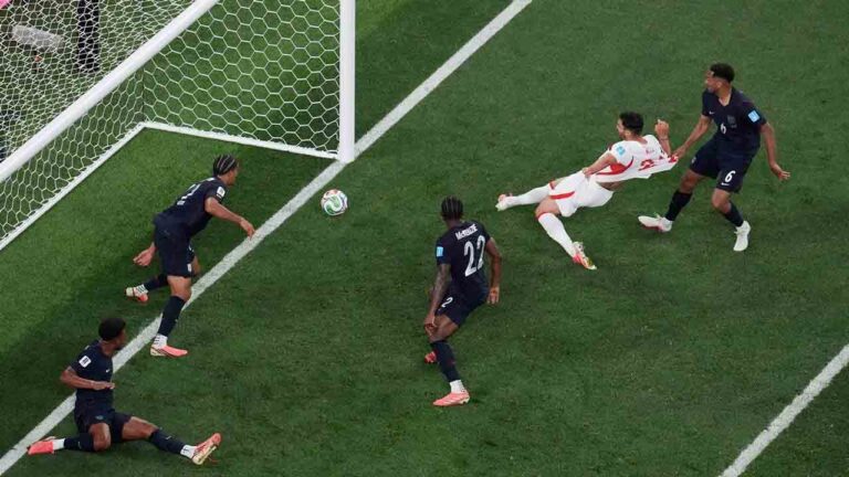 Turkiye beats U.S. with last-gasp goal for first win of World Cup