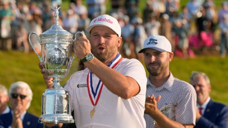 Wyndham Clark overcomes hostile crowd, pressure to win second U.S. Open title