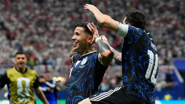 World Cup Daily: Argentina digs deep again to reach final