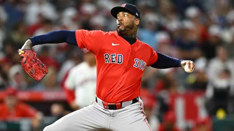 Aroldis Chapman sets record for most strikeouts by reliever in Red Sox win