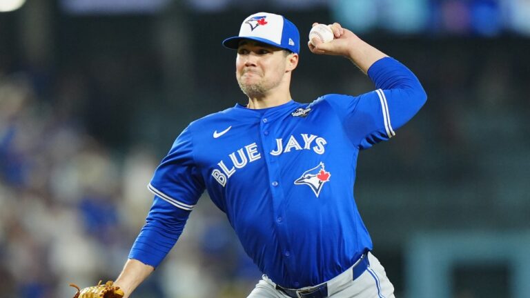 Blue Jays recall relievers Brendon Little, Lazaro Estrada