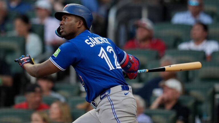 Blue Jays reinstate Fisher, Sanchez, option Macko, Pinango