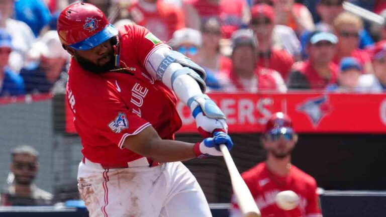 Blue Jays rout Mets on Canada Day as Guerrero Jr. shows signs of progress