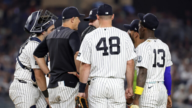 Boone faults himself for leaving in Cole, who gives up go-ahead homer to Muncy in Dodgers’ win