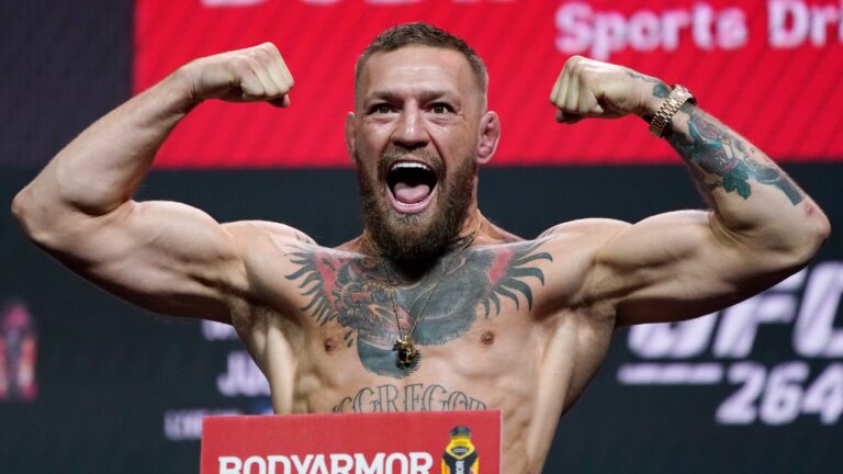 Conor McGregor-Max Holloway bout official after fighters make weight