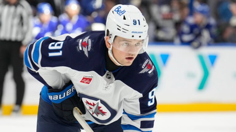 ‘We’re anxious to know’: Jets’ Perfetti on Hellebuyck trade rumours