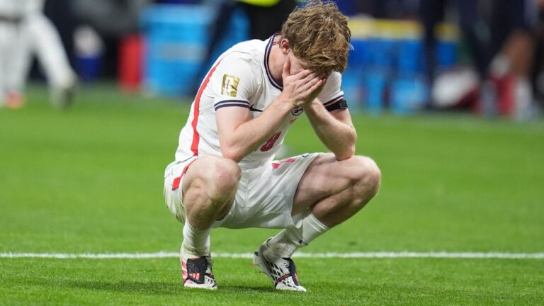 England coach Thomas Tuchel’s defensive tactics fail to stop Argentina